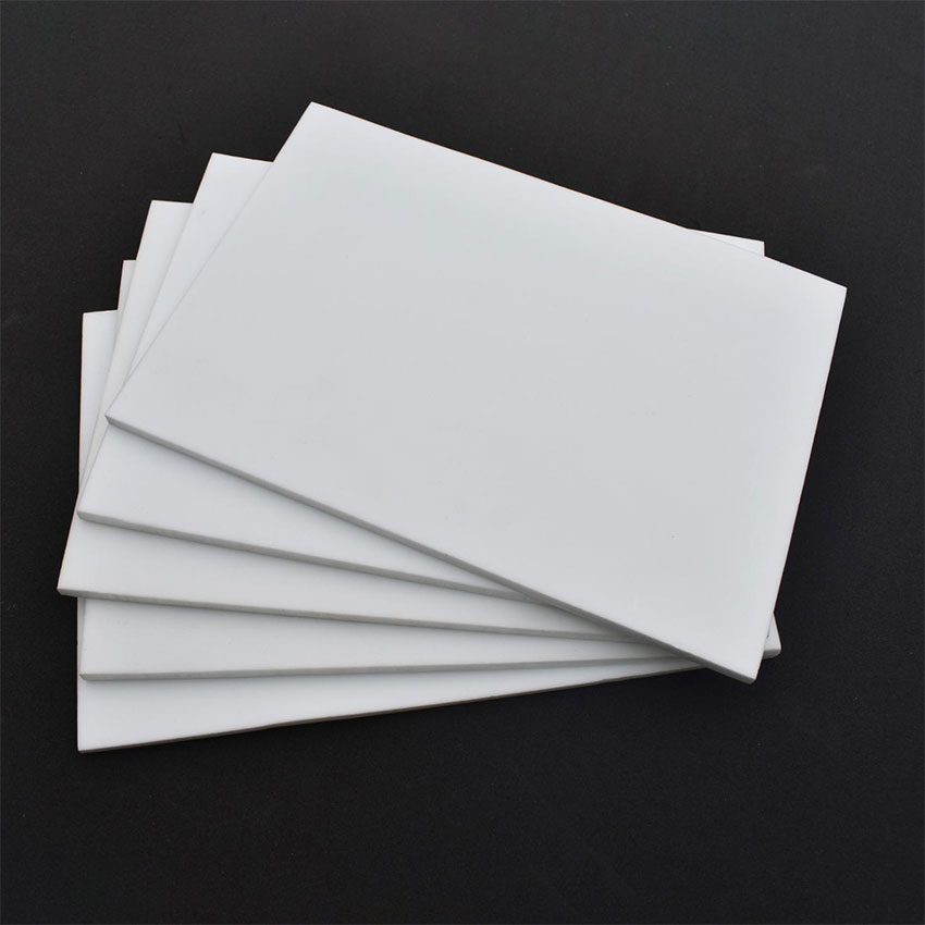 Vilka är fördelarna med White PVC Forex Board?