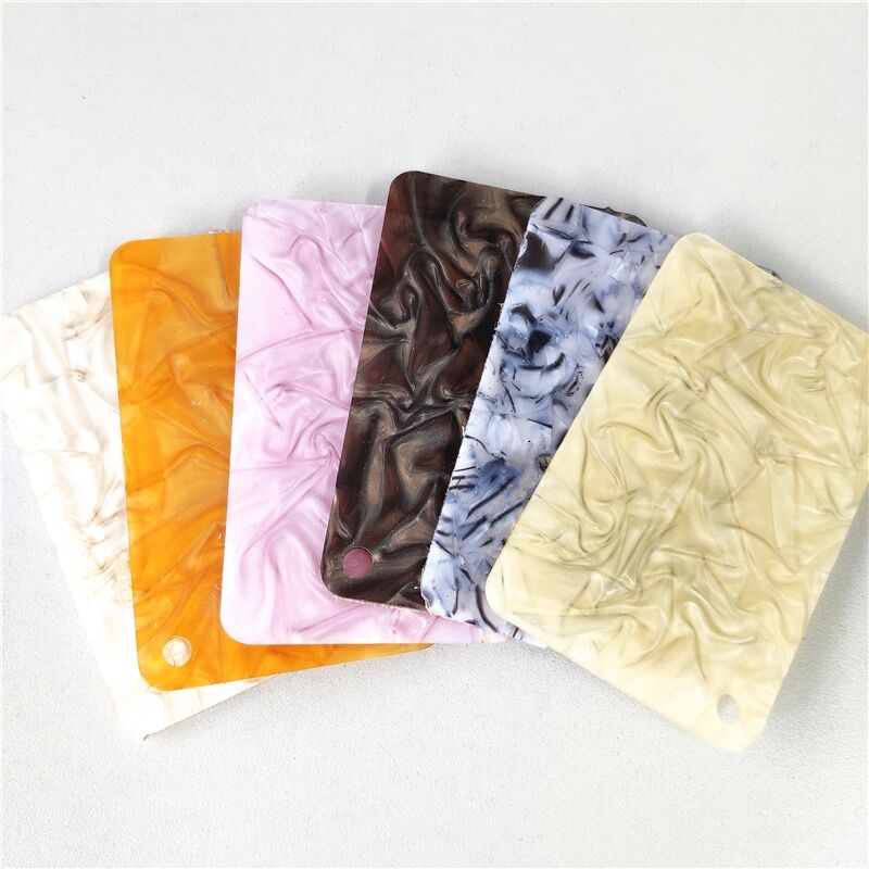 Vilka är fördelarna med en gjuten akrylplåt för skärmar