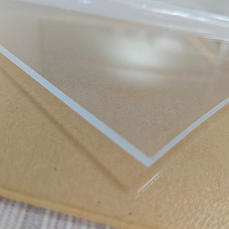 3mm gjuten transparent akrylark